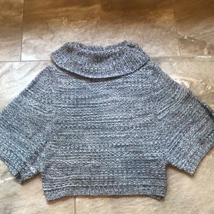 Women’s Cowl-neck Knit Top (M)